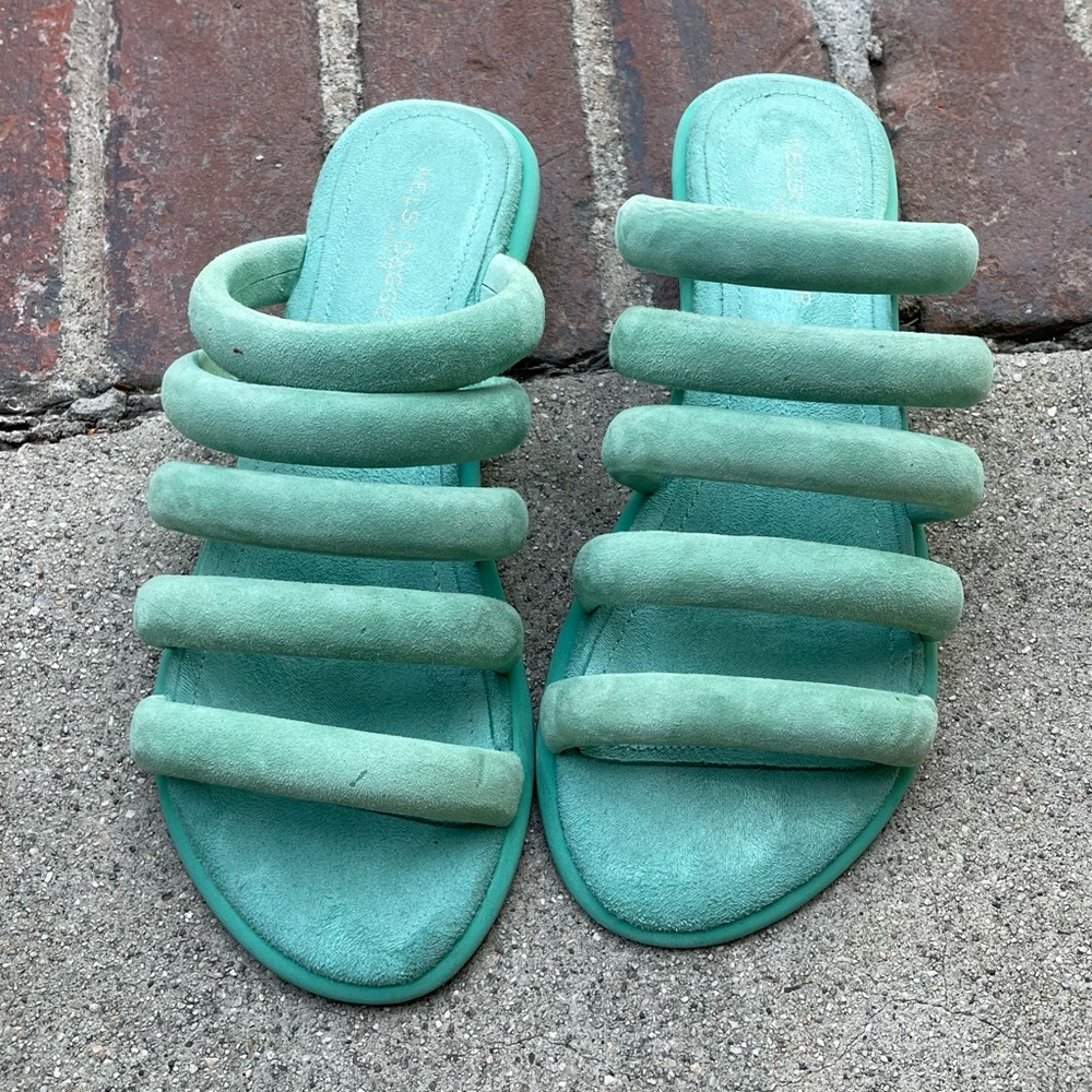 Kelsi Dagger turquoise summer flats